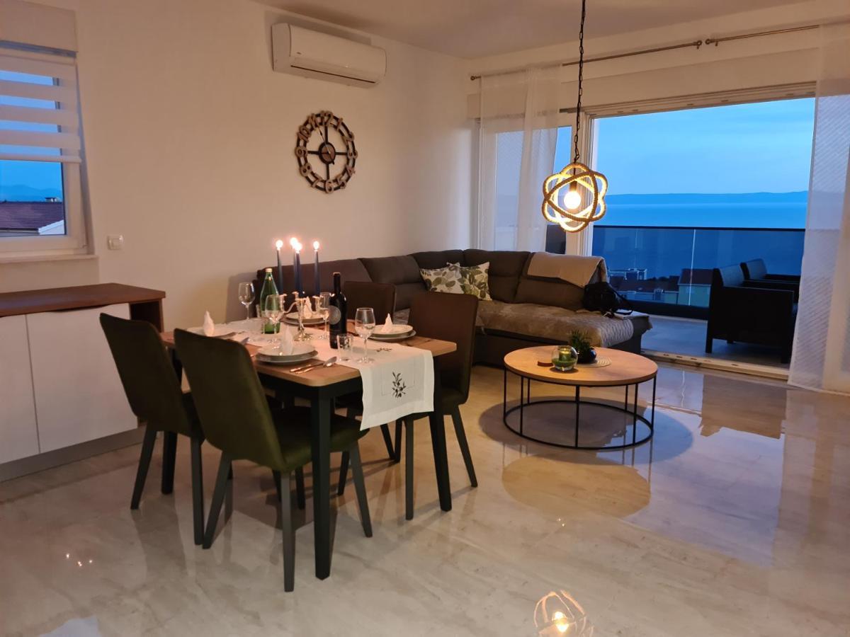 Apartment Ivona With Beautiful Seaview Makarska Exterior foto